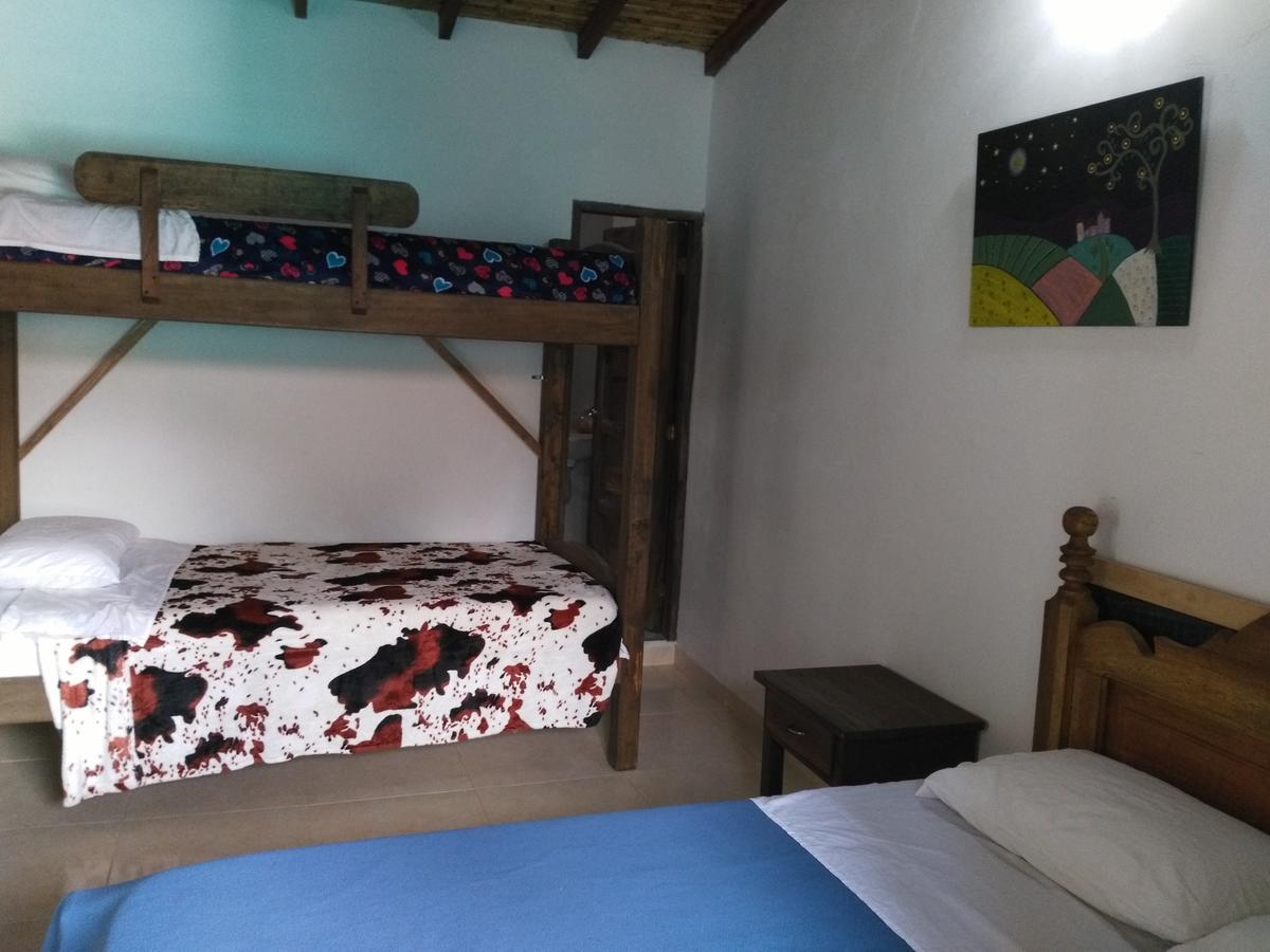 Sergeant Pepper'S Hostel Jardín Exterior photo